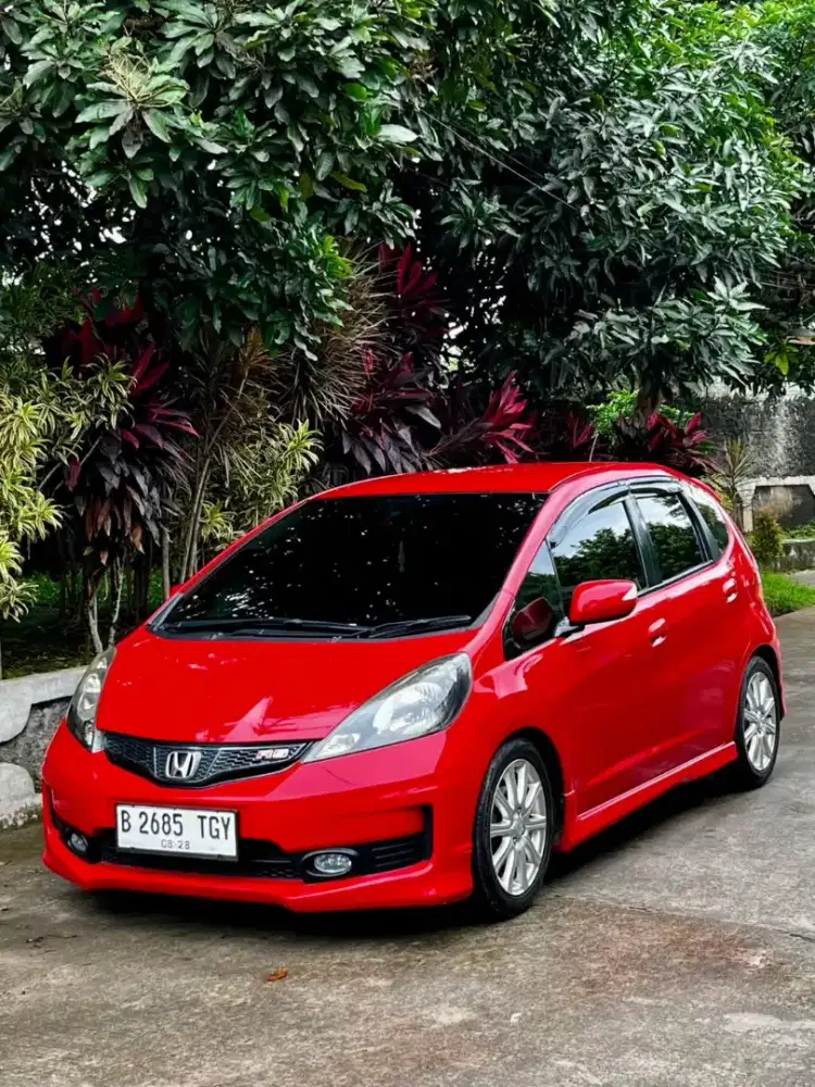 HONDA JAZZ RS 2013 LENGKAP
