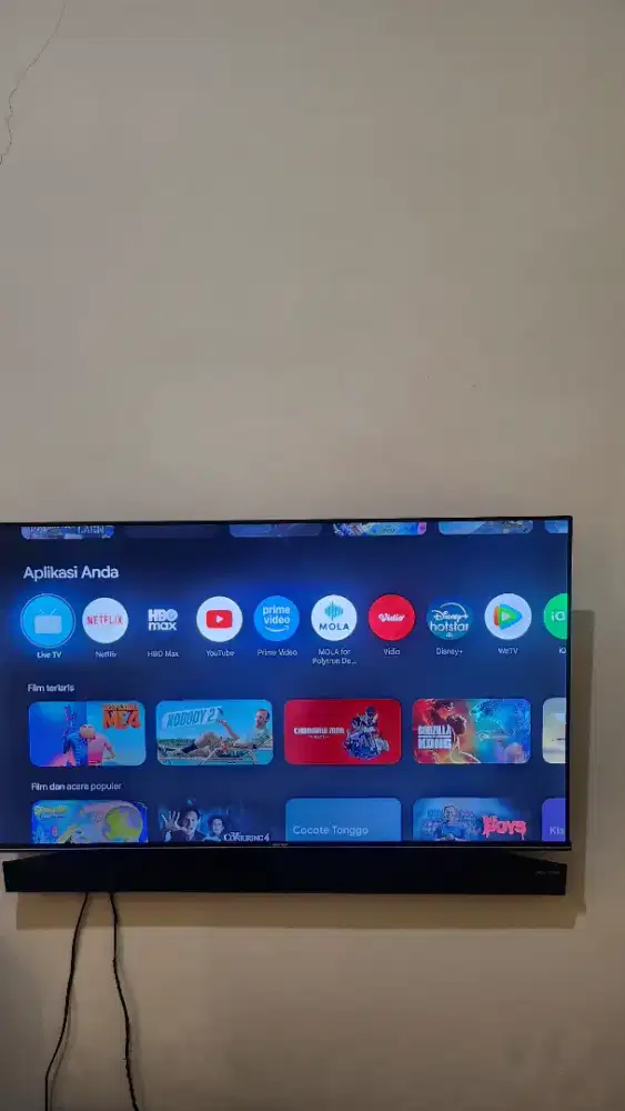 Smart Google TV Polytron 4K UHD 50 inch plus soundbar amd subwoofers