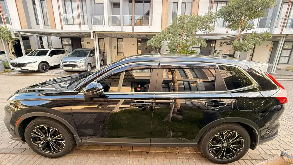 Honda CR-V 2024 Bensin