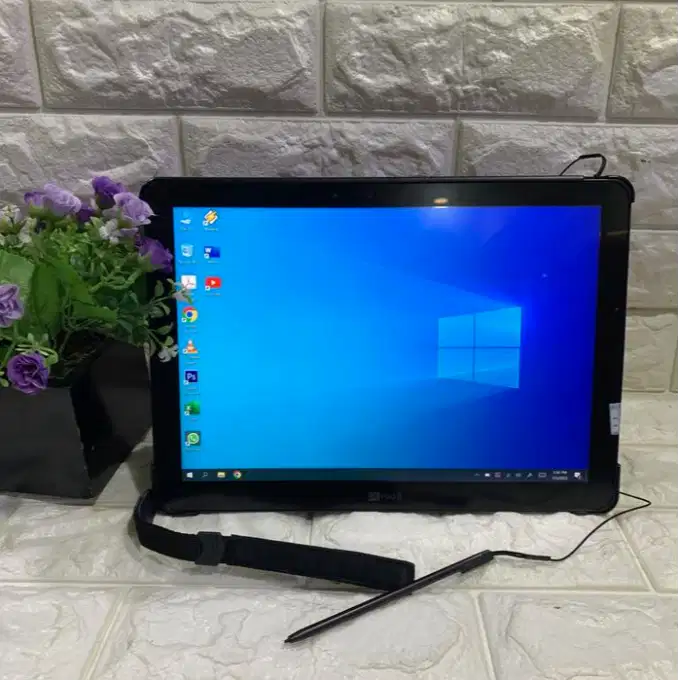 Dijual Laptop Tablet PC 2in1 Fujitsu V727 Core M3 7Y30 DL-RTV