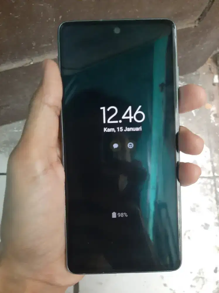 Samsung S20 FE kondisi mulus