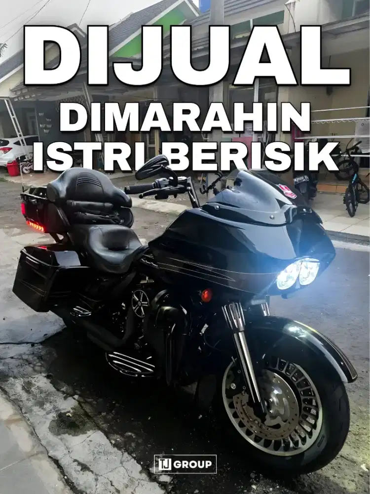 FOR SALE!! Harley Davidson Road Glide Ultra 2012