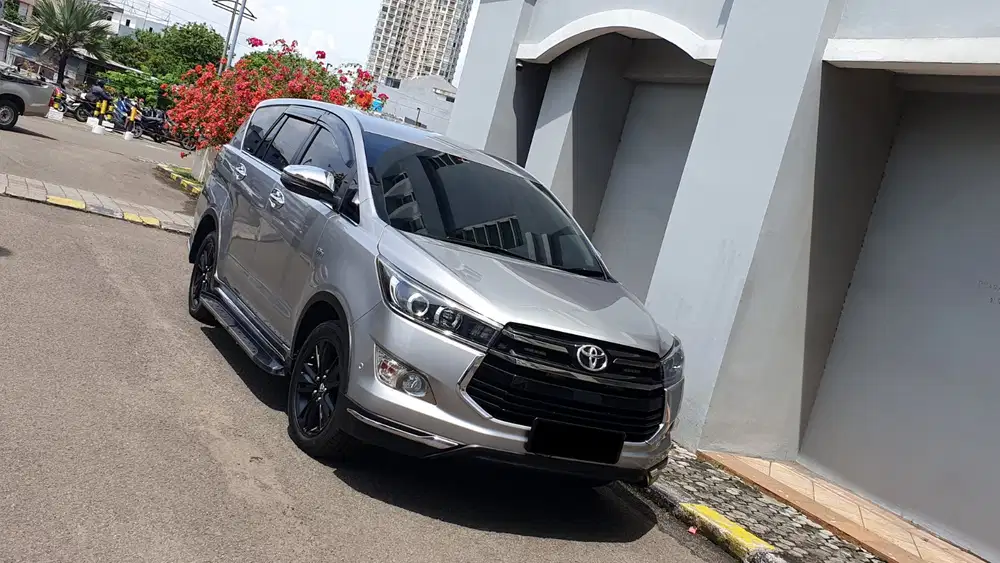 Toyota Kijang Innova 2018 Bensin