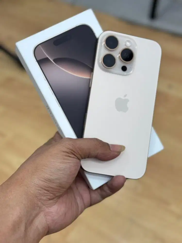 Iphone 16 Pro 128Gb Desert second resmi iBox bh 90% garansi on april