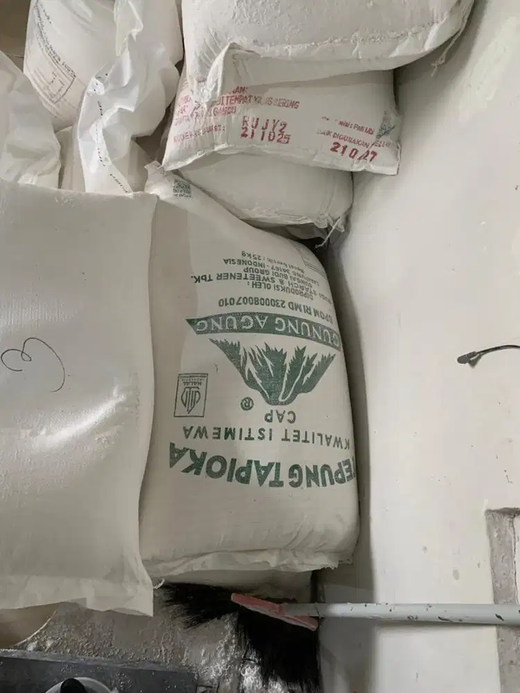 Tepung tapioka /tepung aci