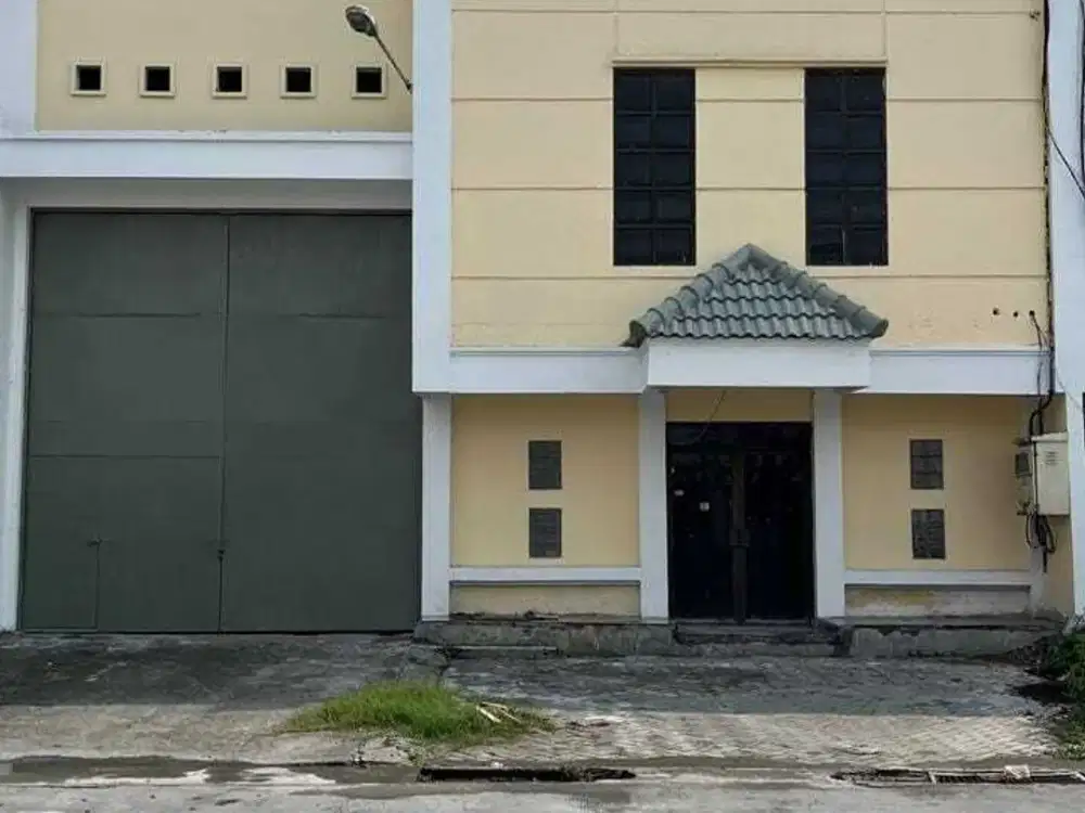 GUDANG SIAP PAKAI  BARU RENOV RUNGKUT