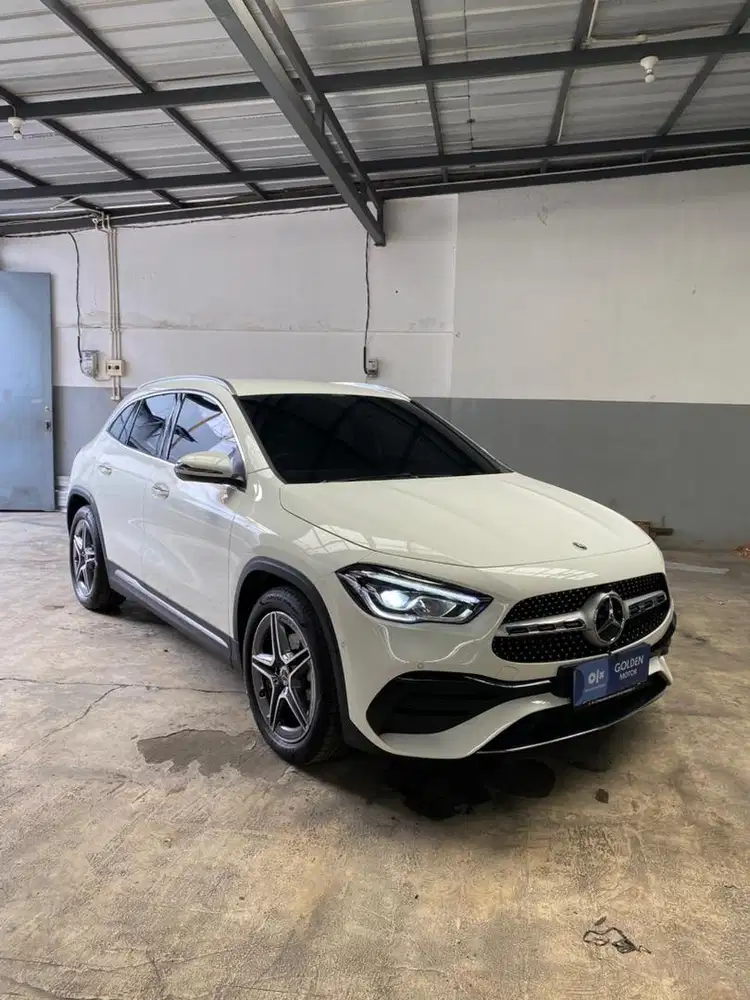 gla 200 super antik jaminan full priginal paint 100 % low km 3800km