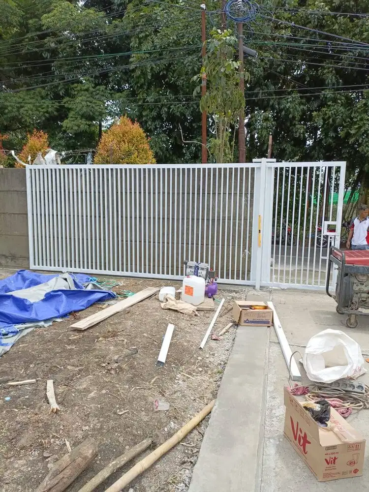 Gerbang Pagar minimalis Bandung jual pagar baru custom berkualitas