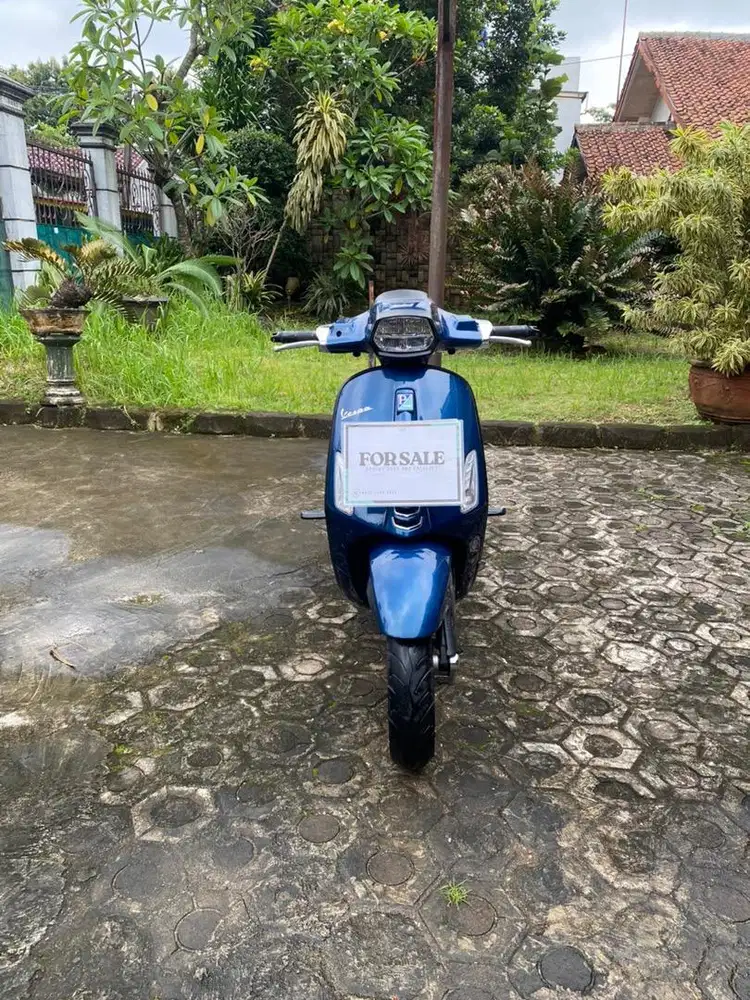 VESPA SPRINT IGET ABS FACELIFT 2023 ( RARE ITEM)