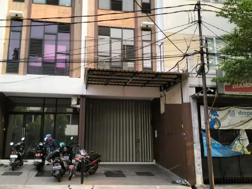 Jual Ruko / Rukan Baru Minimalis Modern Meruya Utara Jakbar