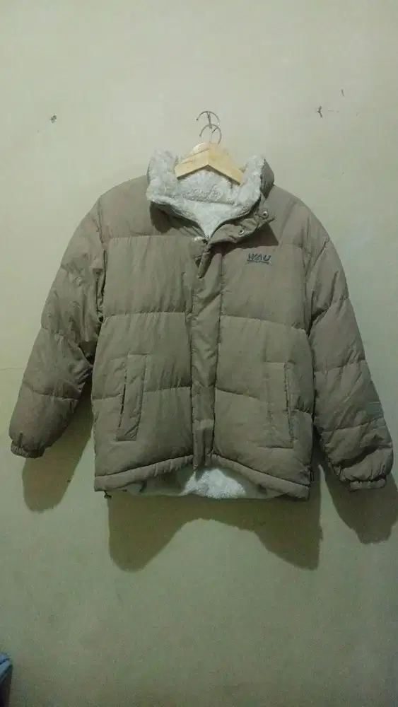 Jaket bulu angsa