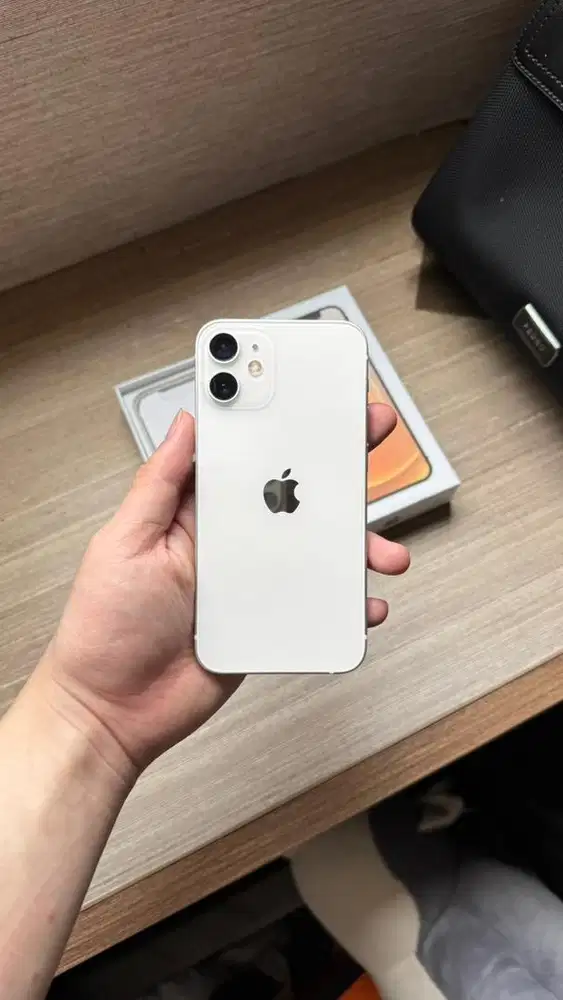 iphone 12 mini 64 white
