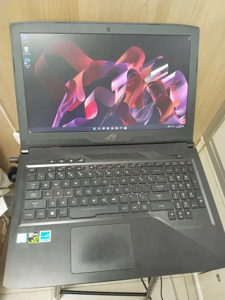 Dijual laptop ROG Strix intel core i7-7700HQ ram 16GB SSD 512GB VGARTX