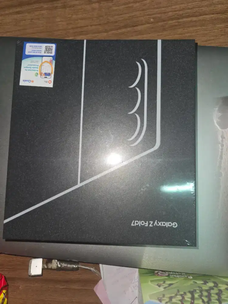 Samsung Galaxy Z Fold 7 12/512GB Jet Black - BNIB Segel SEIN (Hadiah)