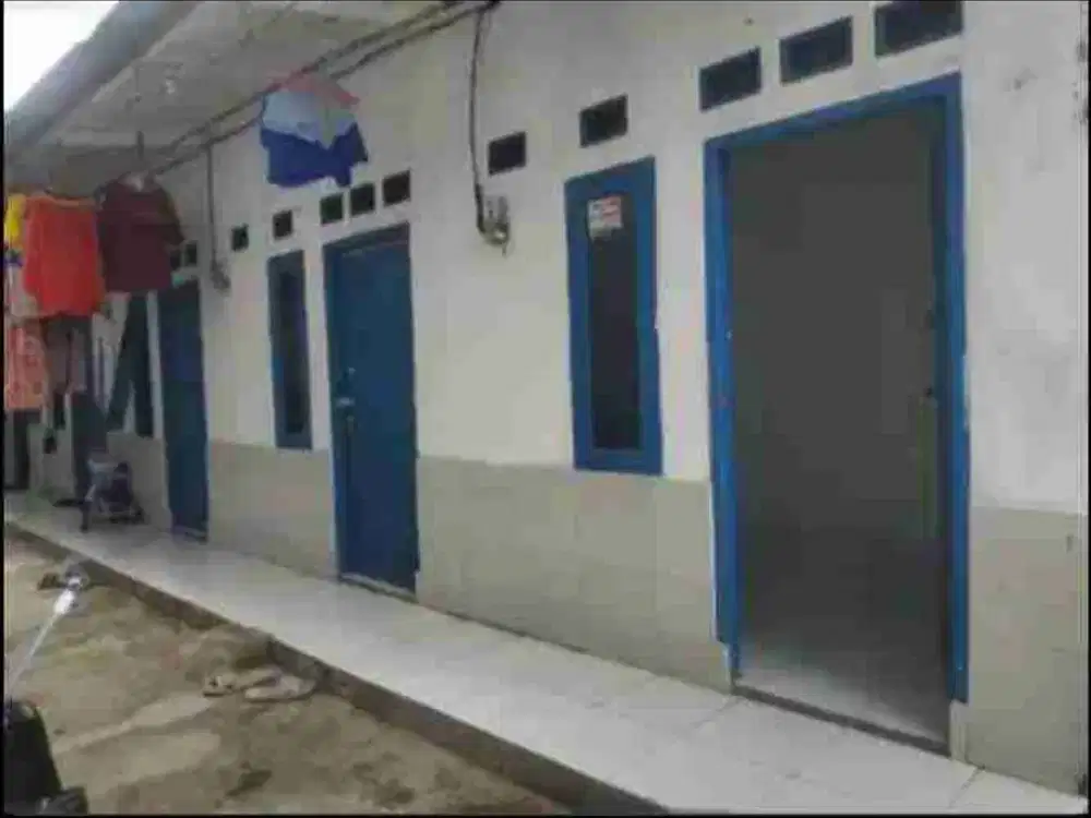 kontrakan 3petak dipeusar Binong belakang taman Ubud Karawaci