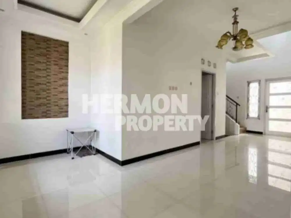 TERMURAH di Kota wisata ,Cibubur  Rumahnya Rapih & Nyaman