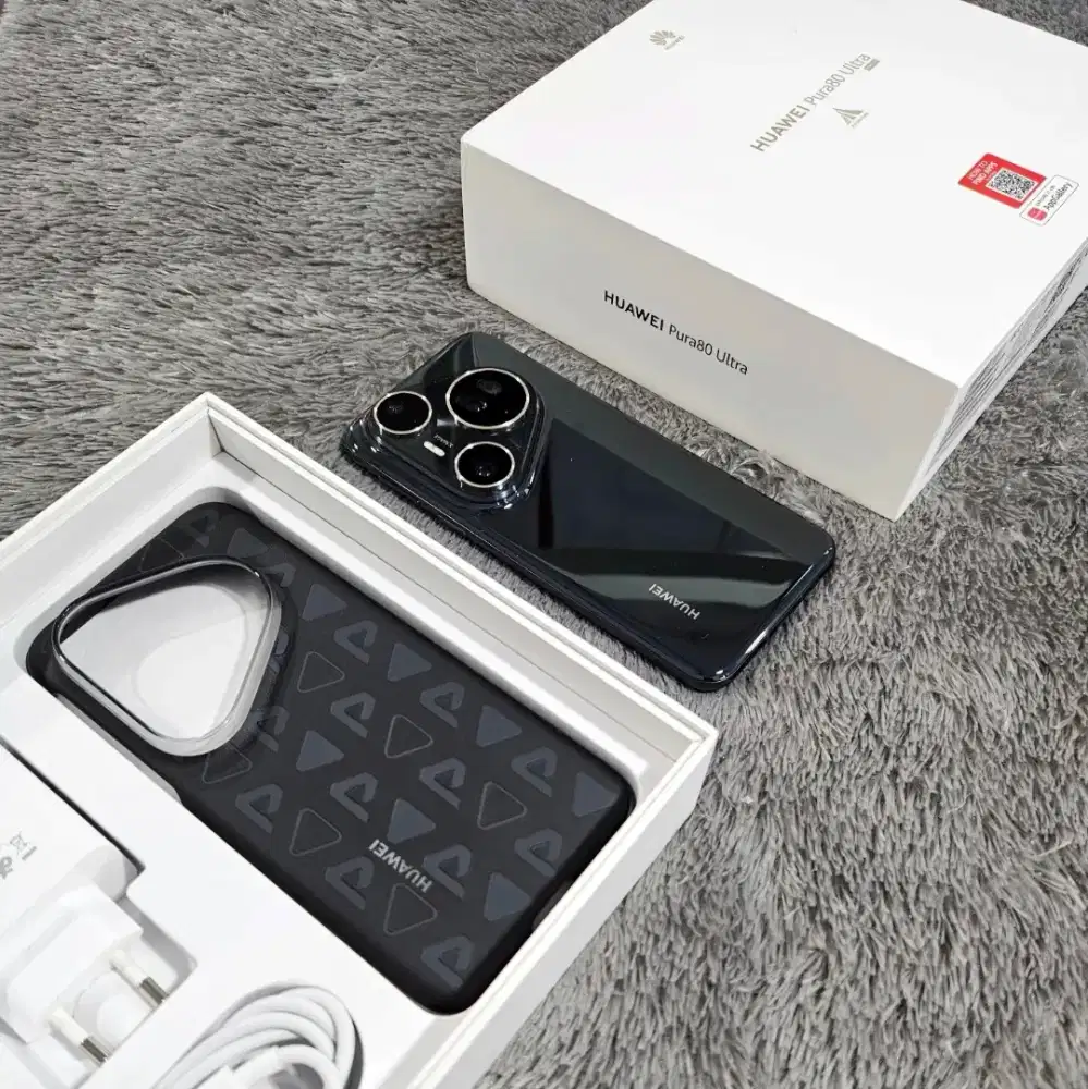 Huaqei Pura 80 Ultra 512Gb Black like new