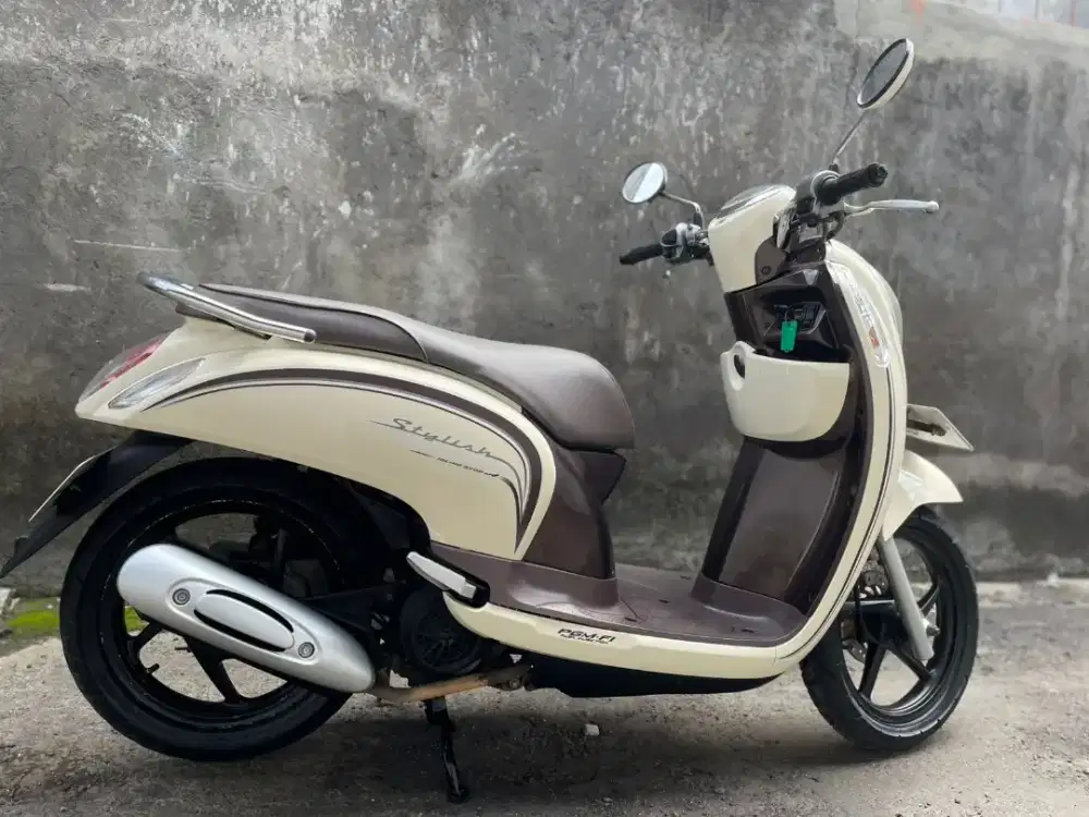 Scoopy 2015 # bintang Dewata myitvg