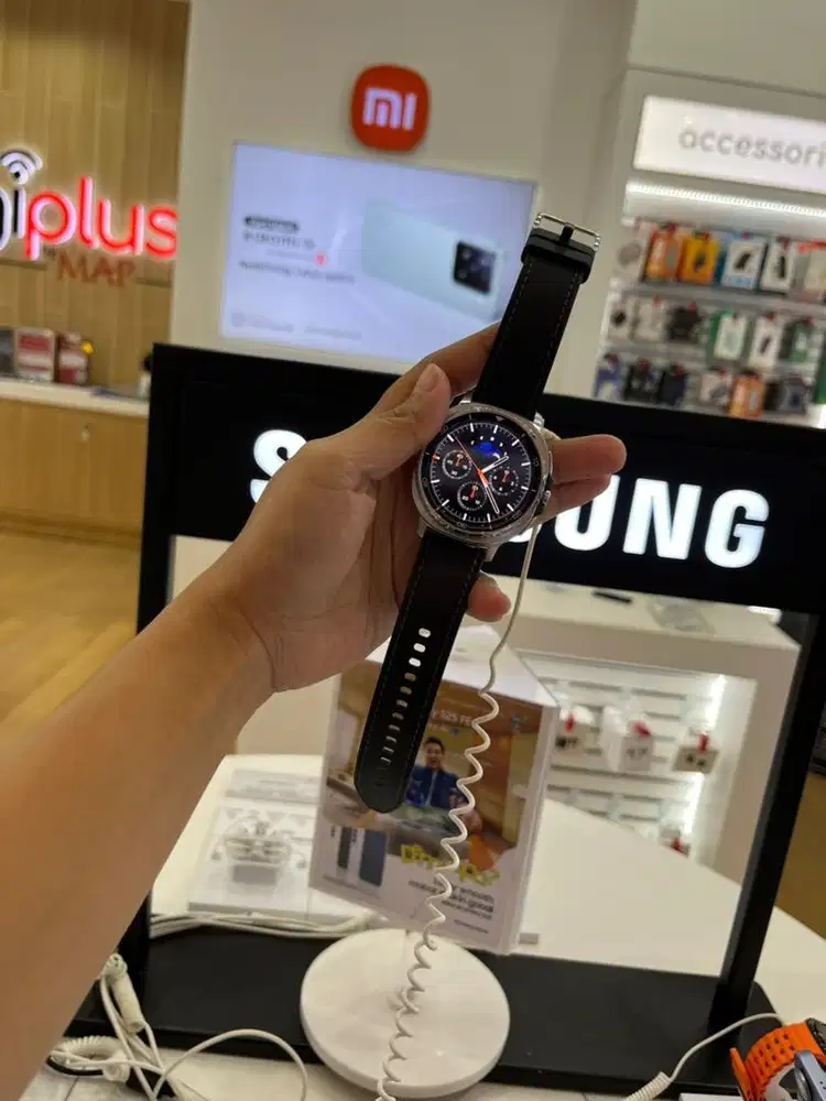 Smart Watch Samsung bisa tuker tambah