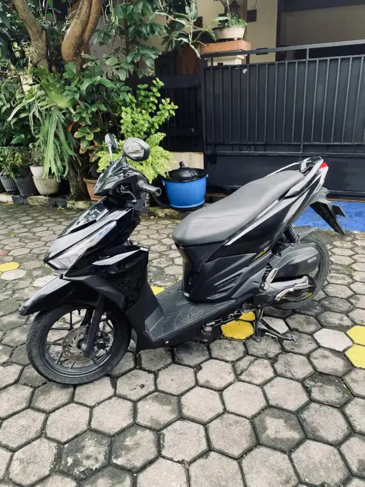 Vario 150 led old
