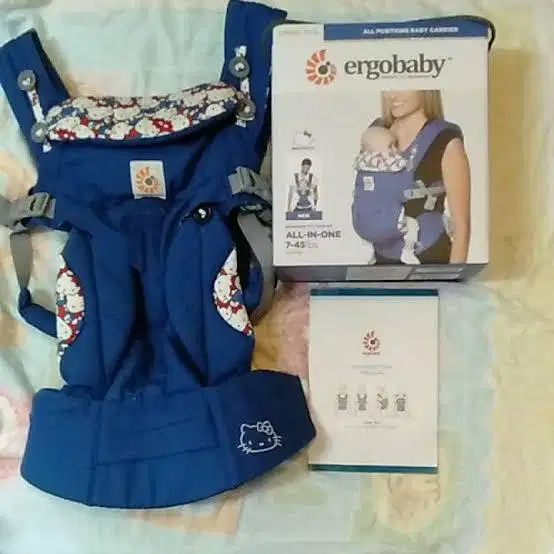 Hipseat ergobaby hello kitty omni 360 ( no box )