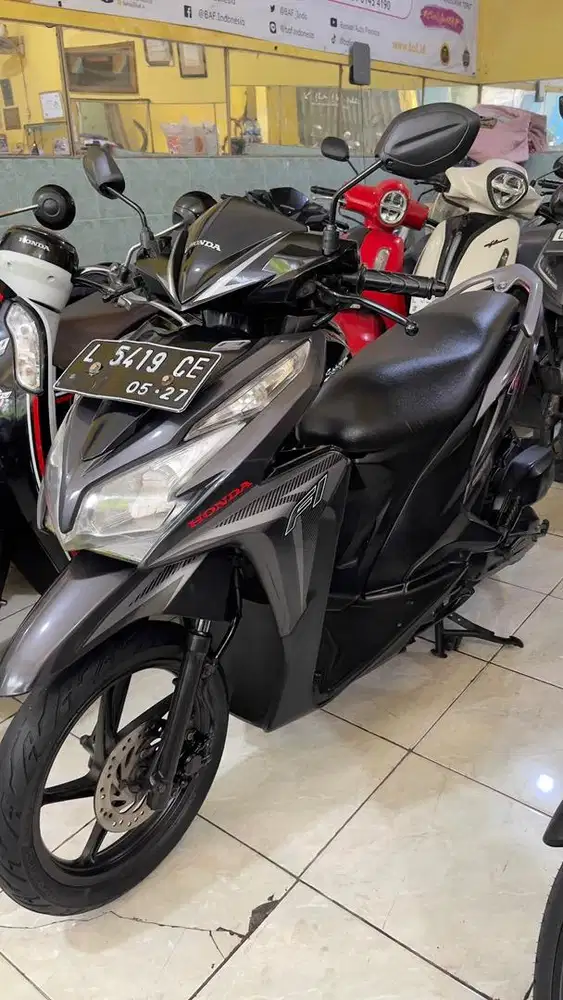 VARIO KZR 125 th 2012