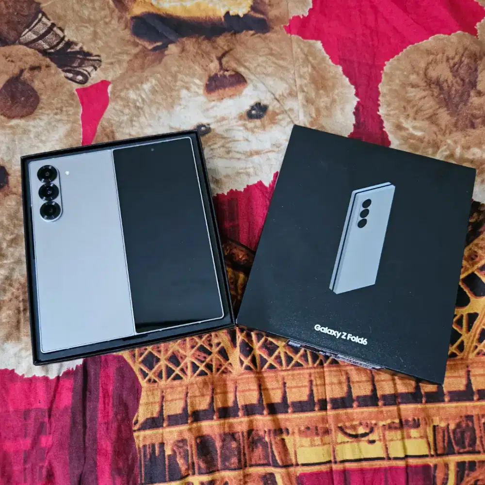 Samsung Galaxy Z Fold 7 5G 12/256 garansi juli 2026