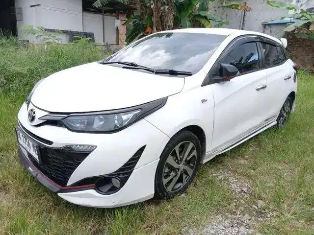 Toyota Yaris 1.5 S Bensin-MT Manual 2020