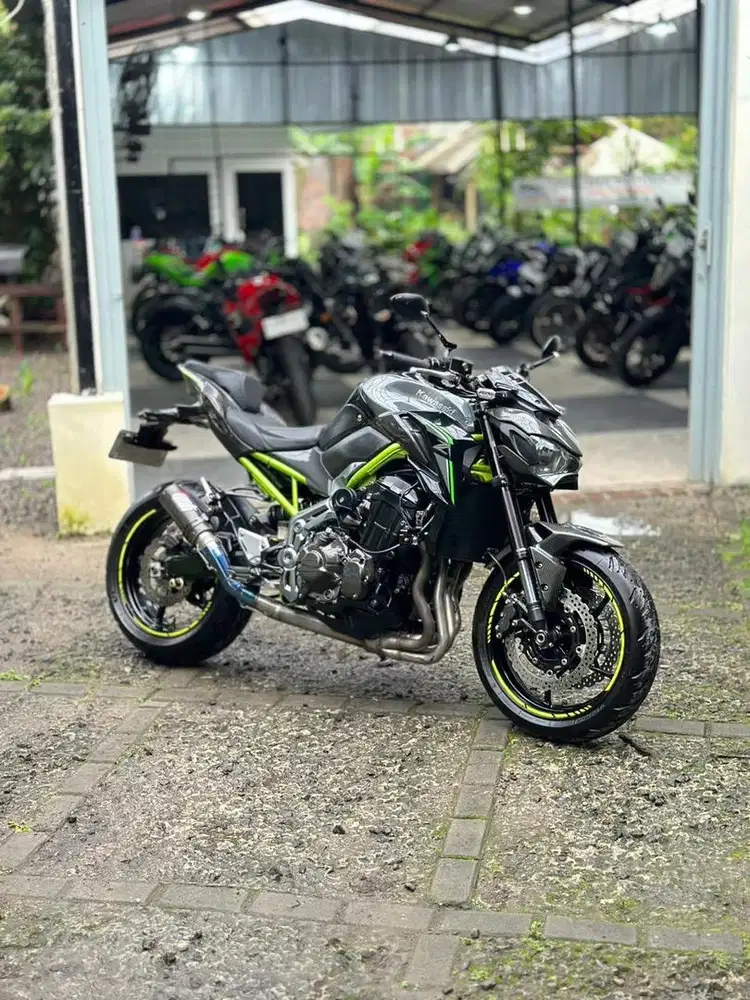 KAWASAKI Z900 LOW KM MURMER