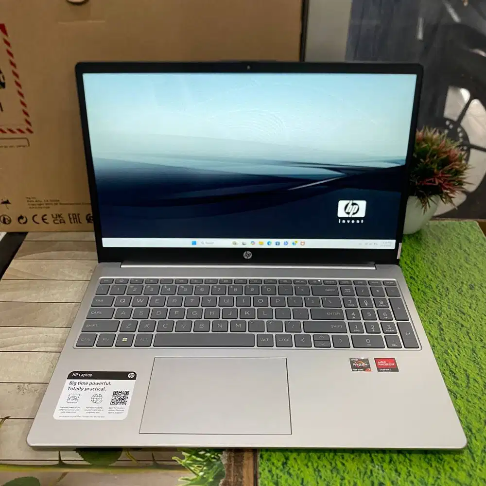 New HP 15-FC0077OD Ryzen 7-7730U RAM 16GB SSD 512GB 15,6IPS Win 11