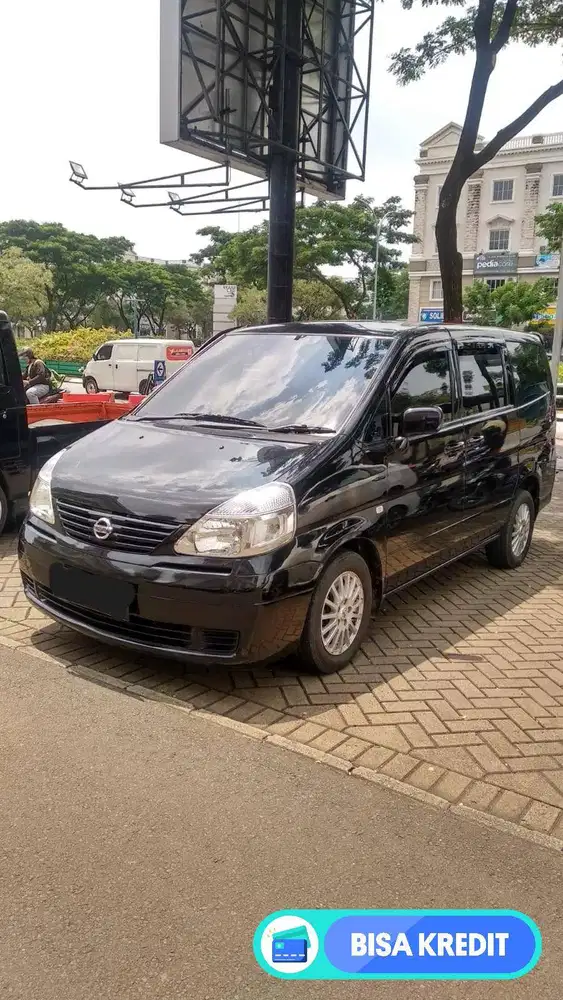 NISSAN SERENA 2.0 AT HITAM 2012