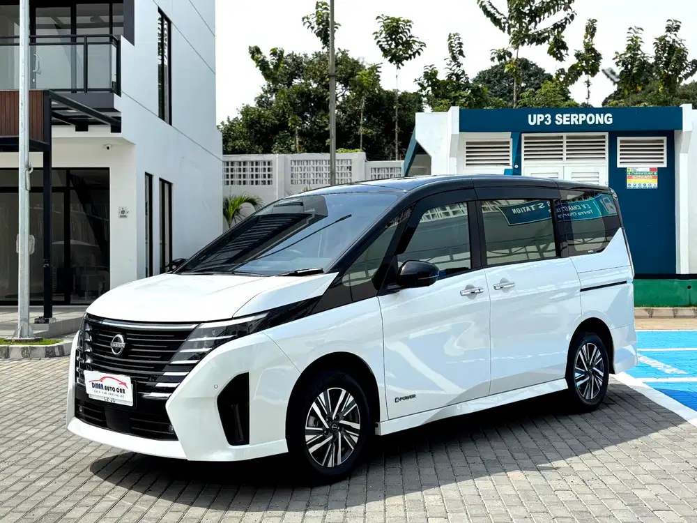 Nissan Serena 2024 Bensin