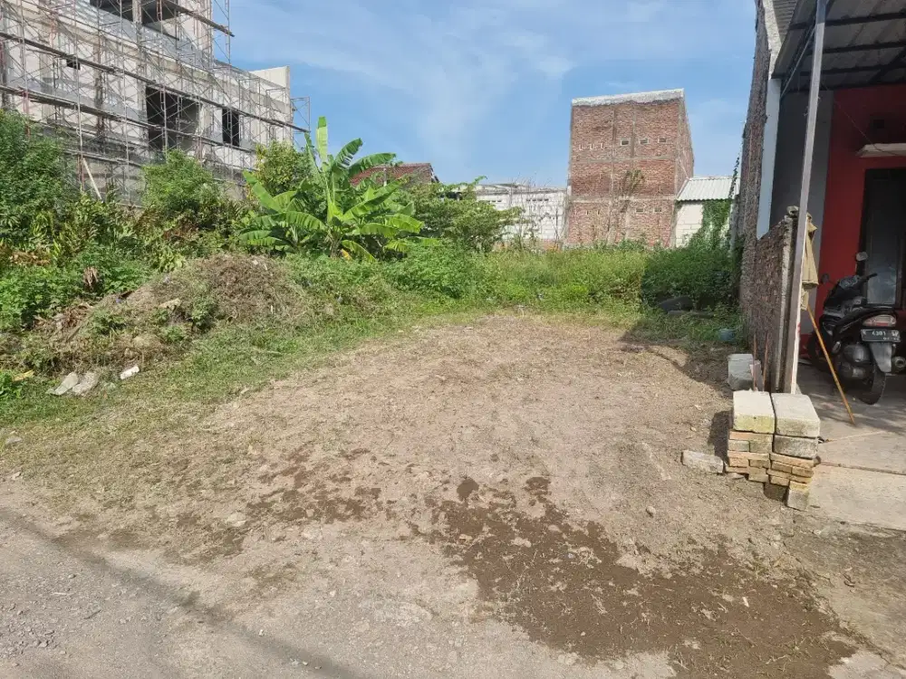 Jual tanah 8 x 25  luas 200m² sudah pondasi melingkar graha fatro 3