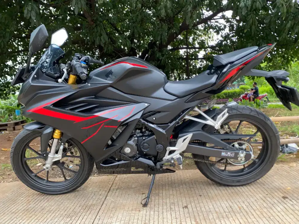HONDA CBR 150R TAHUN 2022 ABS LOW KM 5K