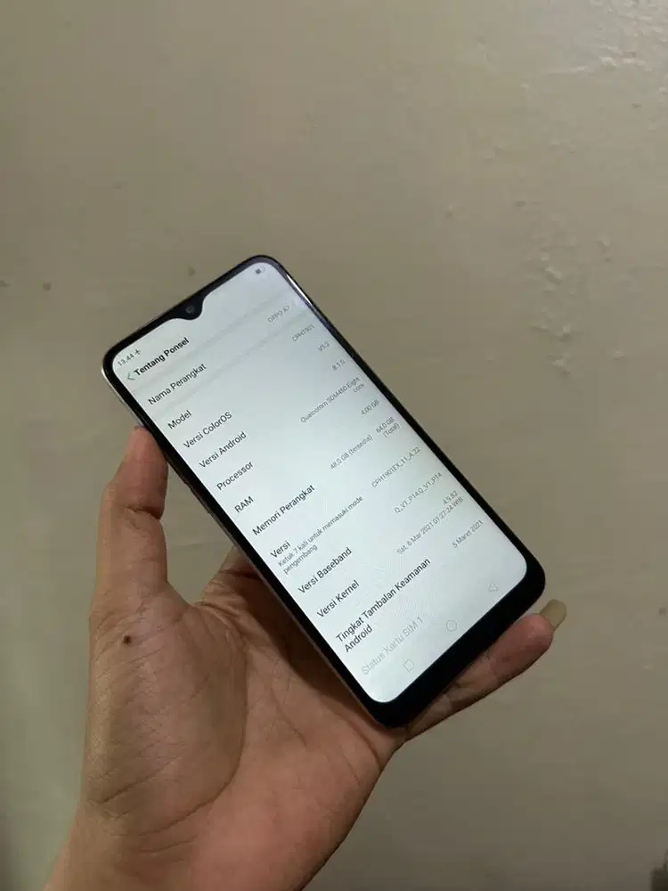 Oppo A7 4/64GB Normal