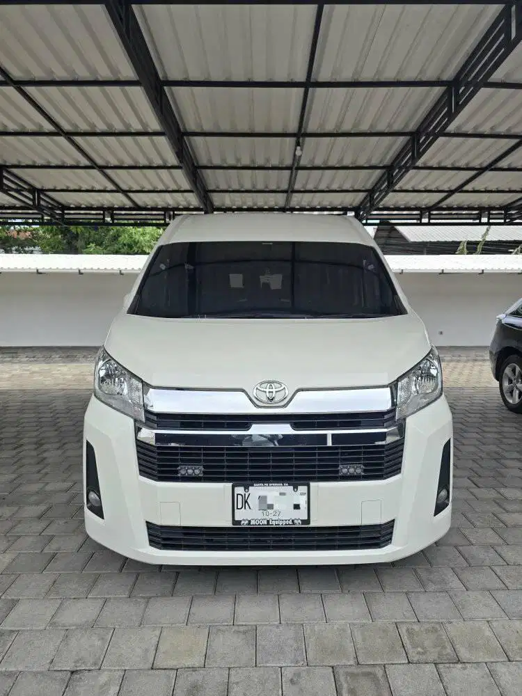 HIACE PREMIO 2.8 SOLAR TAHUN 2022 ASLI BALI KONDIS SUPER