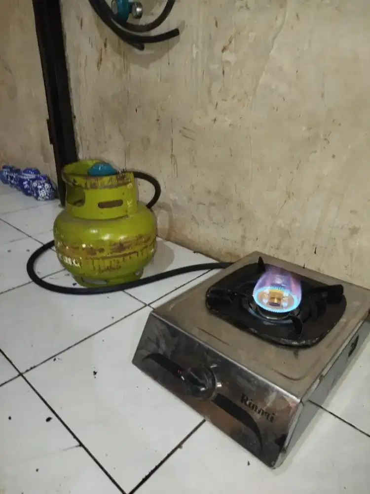 Sepaket kompor 1 tungku siap pakai aja harga 350 ribu siap antar