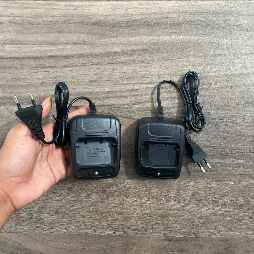 Charger BF-888S Pengisian Cepat