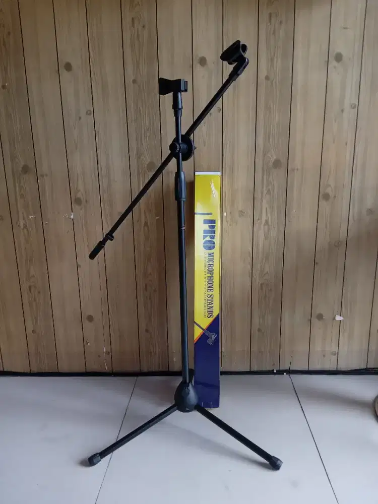 stand mic sten lantai pro kaki tiga