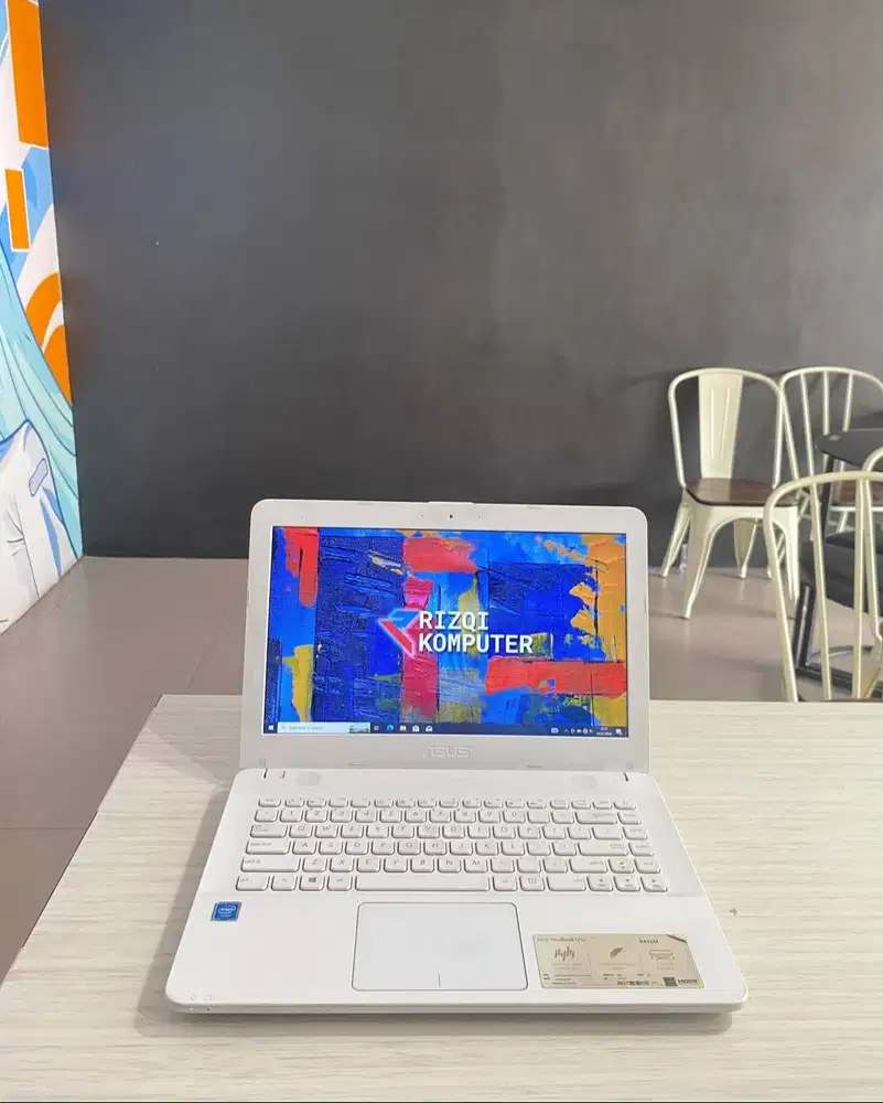 ASUS X441MA Intel Celeron N4000 RAM 4GB SSD 256GB Siap Pakai
