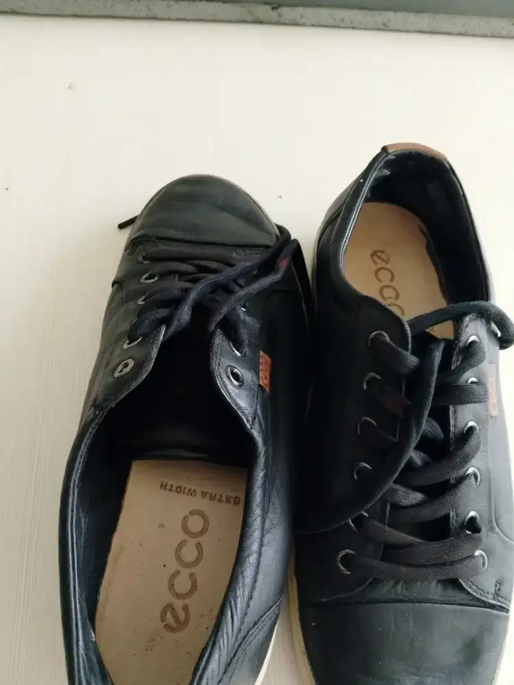 SEPATU CASUAL ORIGINAL ECCO