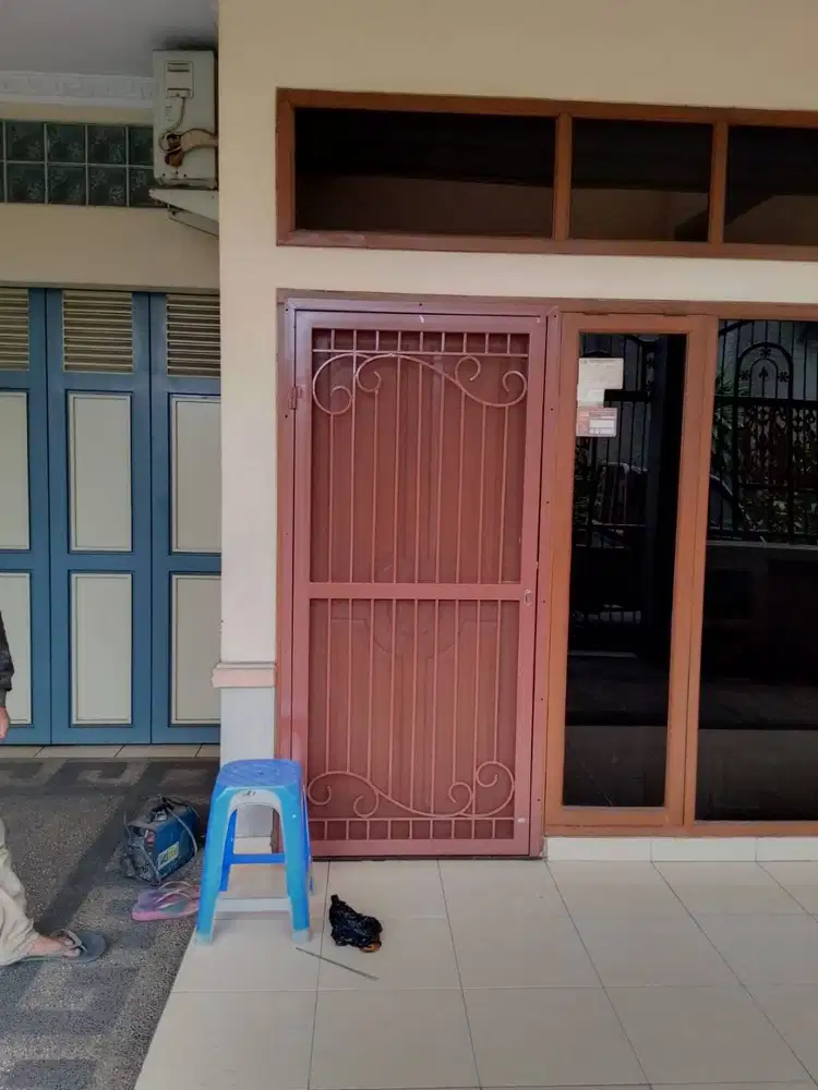 Teralis Kasa Nyamuk Pintu Anti nyamuk Welder Bandung murah berkualitas