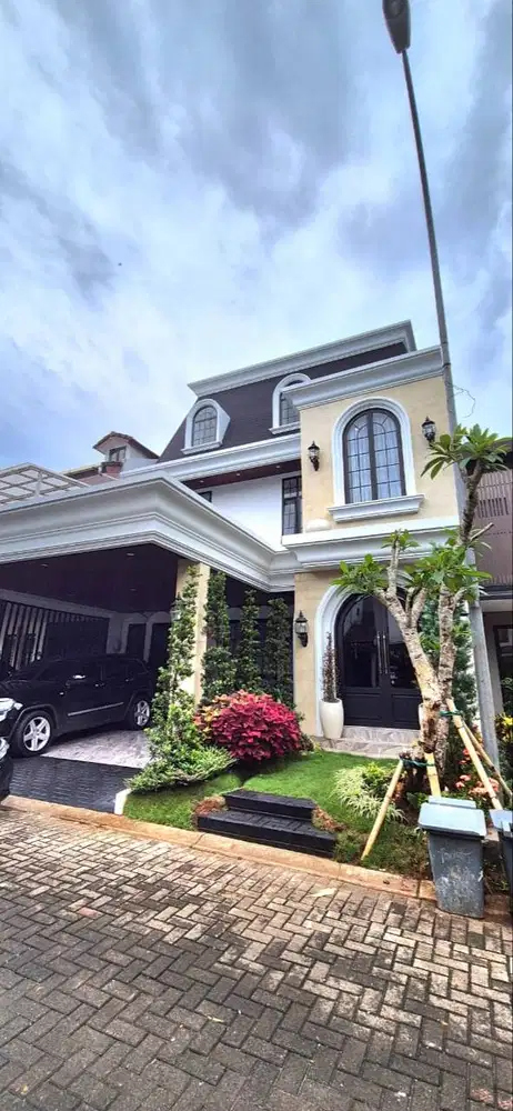 Dijual Rumah Mewah Full Furnished di The Foresta Bsd City