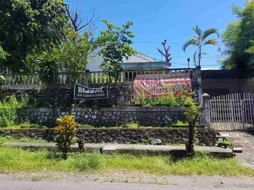 Rumah Strategis di Kleak , Manado