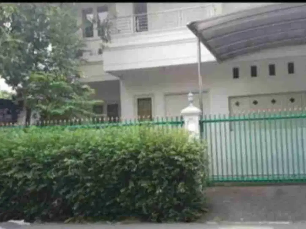 Rumah 2 Lantai Strategis di Cilandak, Jakarta Selatan