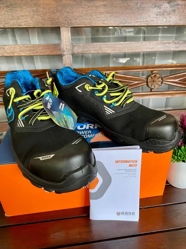 Safety Shoes Base Athens B1711 Size 44 BARU