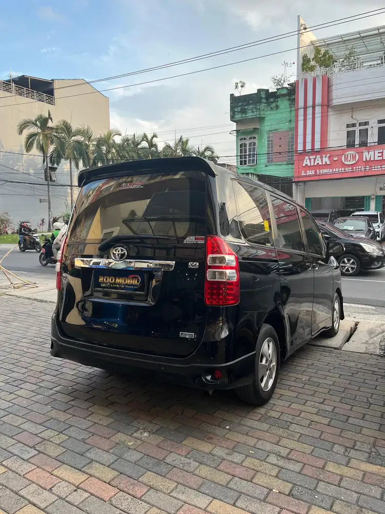 Toyota Nav1 2013 Bensin
