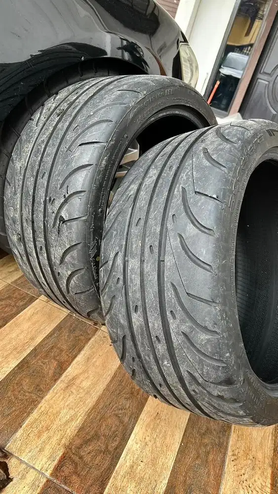 2 Ban Slick 265 35 18 Tebal 95% Size 265/35/R18