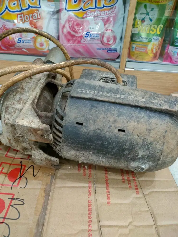 Pompa Air Grundfos  - Bekas  - Rusak  / Harus diperbaiki