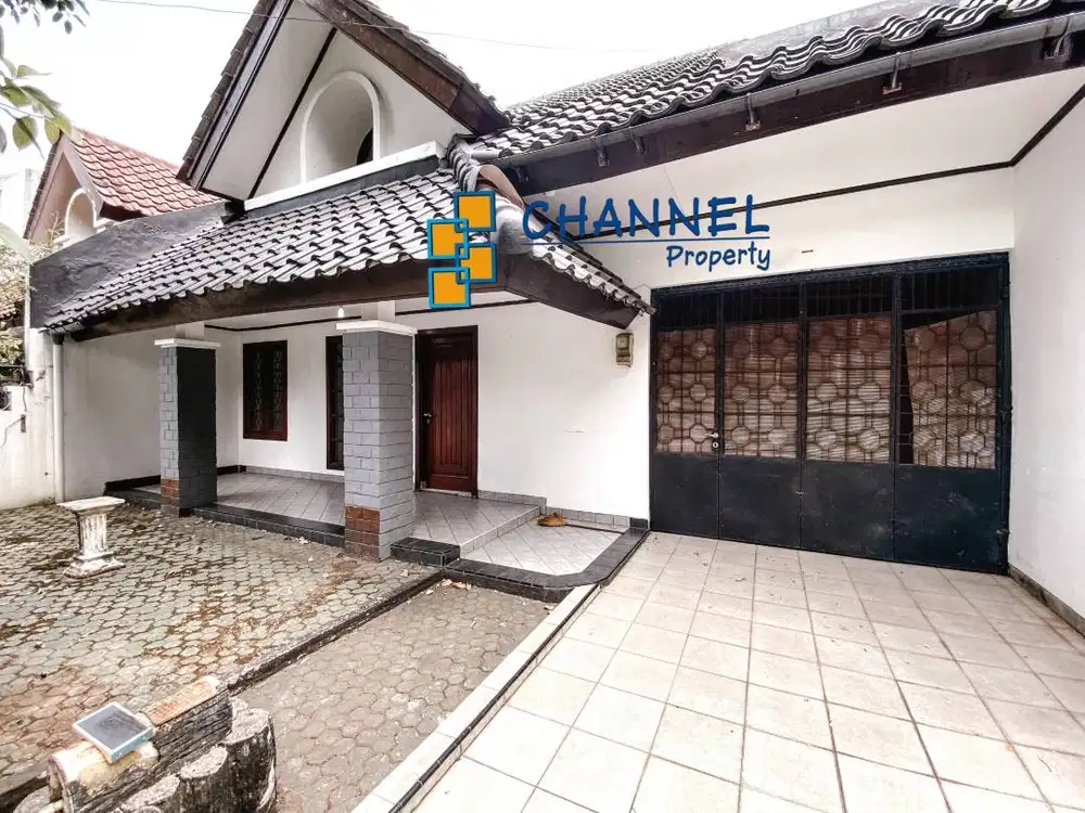 Jual Rumah Lokasi Bagus strategis Dekat Tol BSD Anggrek Loka Tangsel